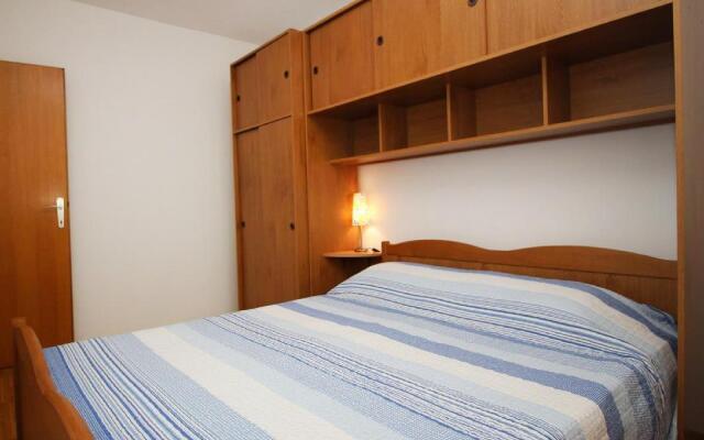 Sersic - Two Bedroom