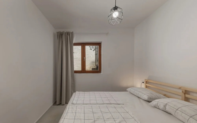 Holiday Home Seafront Escape