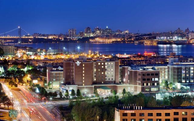 Homewood Suites by Hilton Edgewater