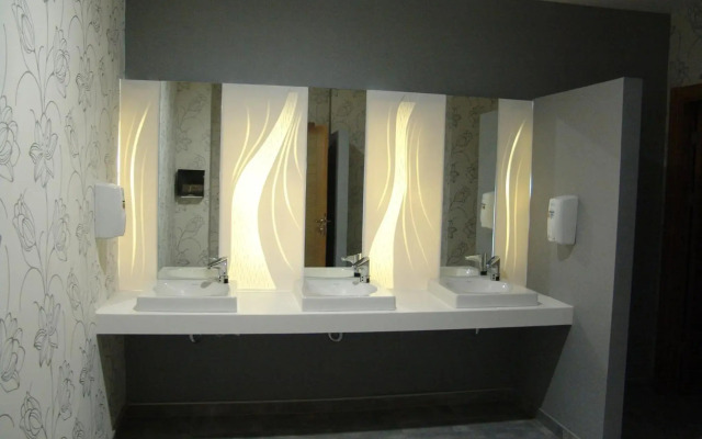 Lale Hotel