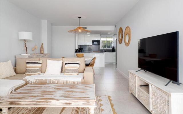Via Celere 2325 Luxury Sea View Appartment