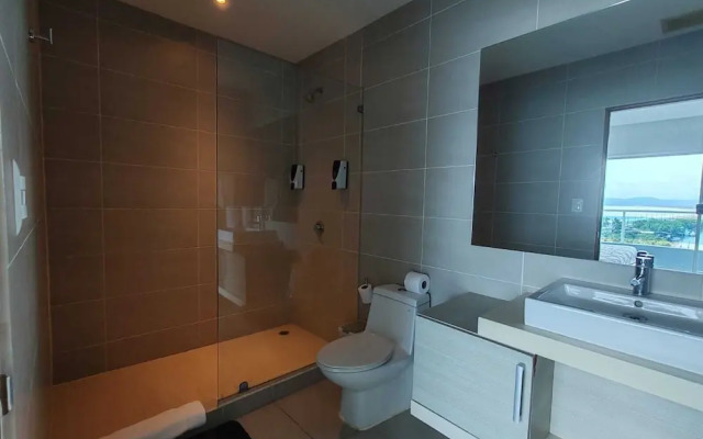 Puerto Azul Residences