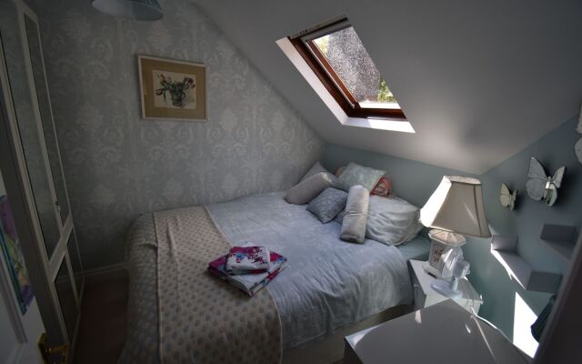 Immaculate 4-bed Apartment in Bournemouth & spa