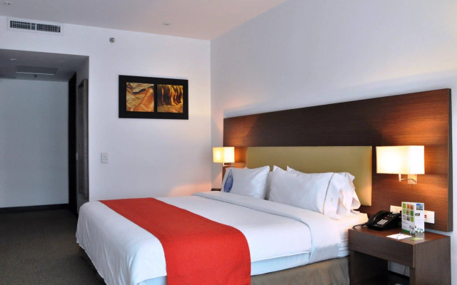 Holiday Inn Express Bogotá - Parque La 93 by IHG