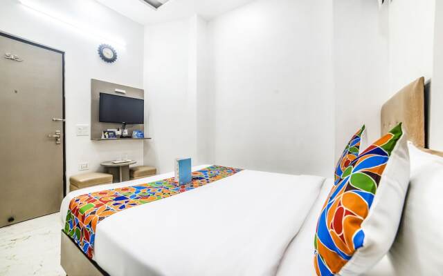 FabHotel Red Inn Sector 15