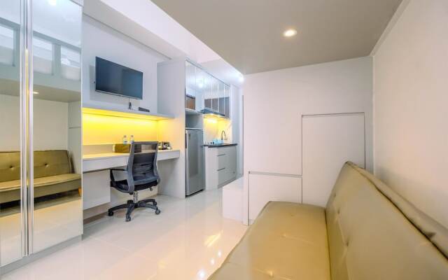 Elegant And Homey Studio Apartment Transpark Juanda Bekasi Timur