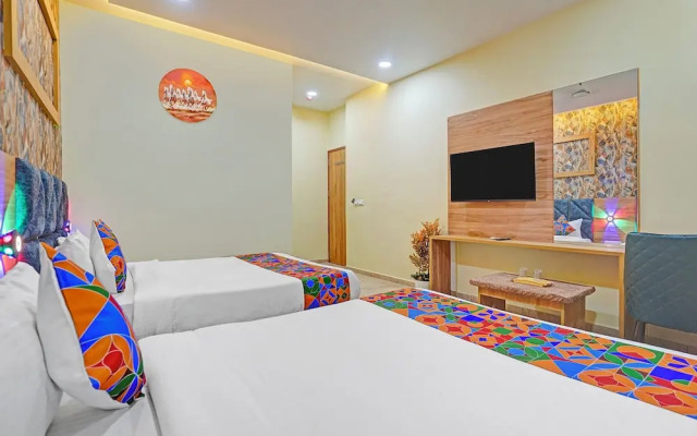 Fabhotel Hill Top Inn