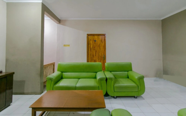 SPOT ON 1899 Berkah Homestay