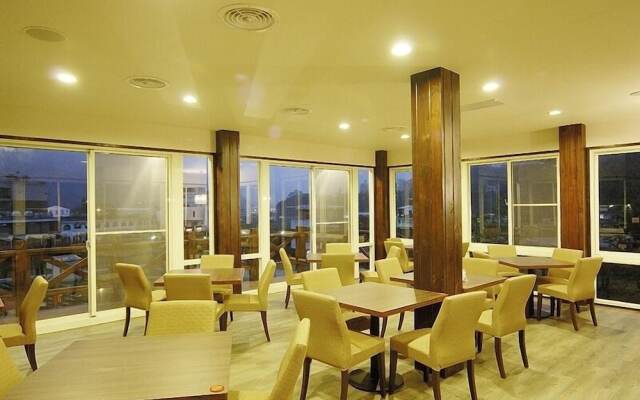 Chi Meng Rou Holiday Villa