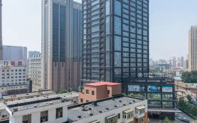 Lavande Hotel (Shenyang Railway Station Zhongshan Square)