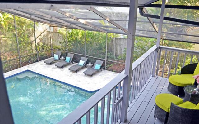 Shell Beach - The Treehouse 210