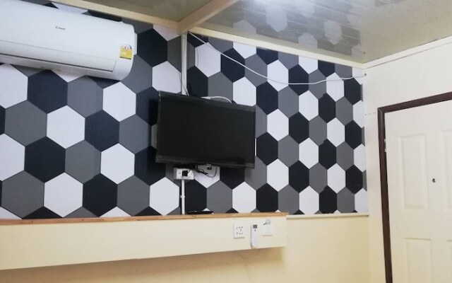 Okhome Hostel
