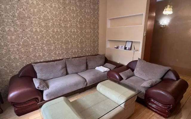 Rich House на проспекте Нурсултана Назарбаева 44