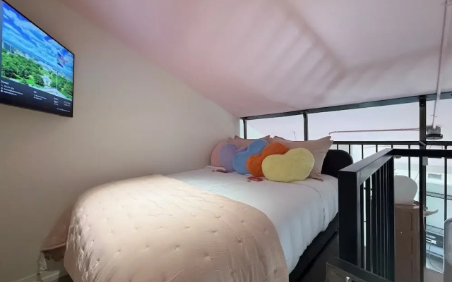Big Little Hotel