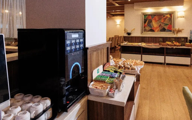 Green Wood Resort Apartments