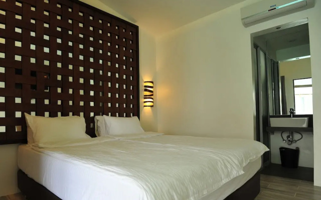 Alegria Water Front Beach House