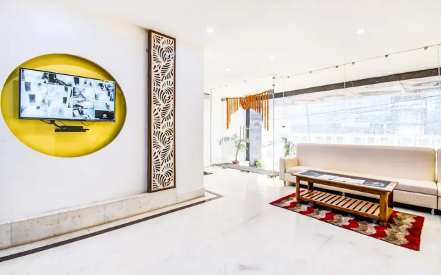 Fabhotel Grand Sheela
