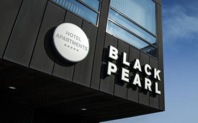 Black Pearl Luxury Apartments