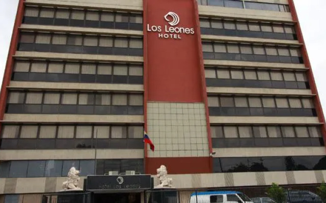 Hotel Los Leones