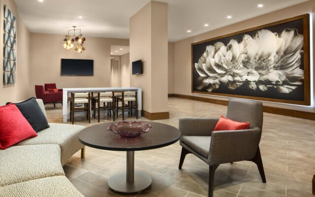 Crowne Plaza Dallas Market Ctr - Love Field by IHG