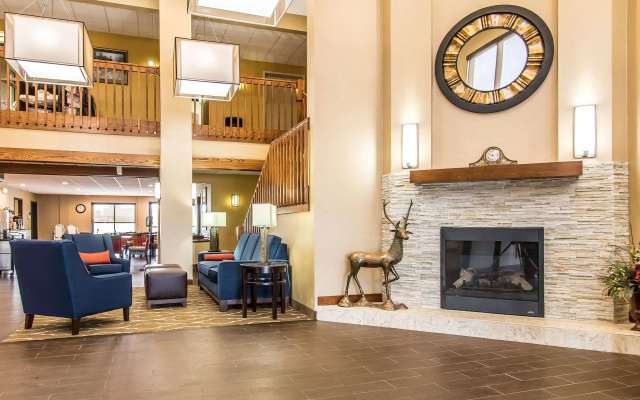 Comfort Suites Effingham Central