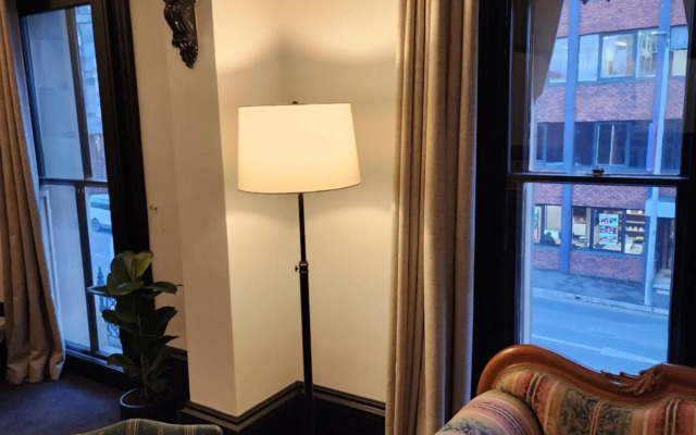 The Macquarie Hotel