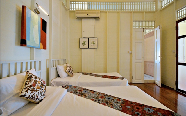 Baan Bayan Beachfront Hotel