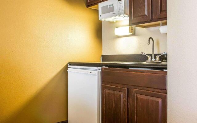 Quality Inn & Suites Middletown - Franklin