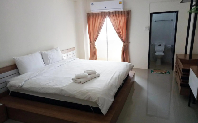 Komol Residence Bangkok
