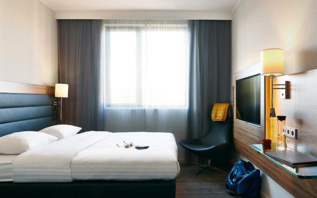 X Hotel