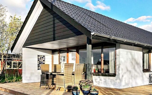 Modern Holiday Home in Funen Near Sea