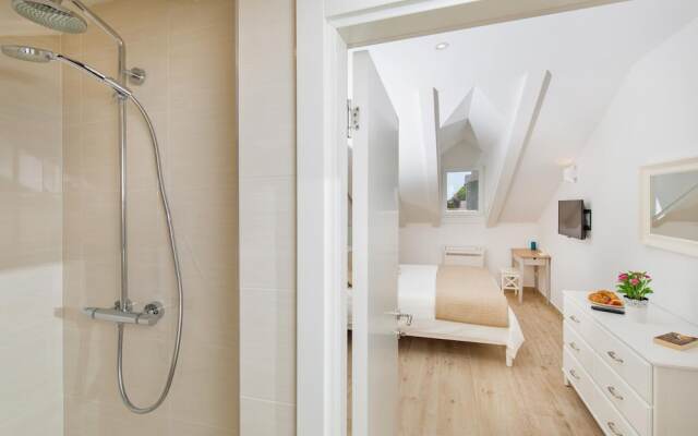 Porta Apartments by Irundo