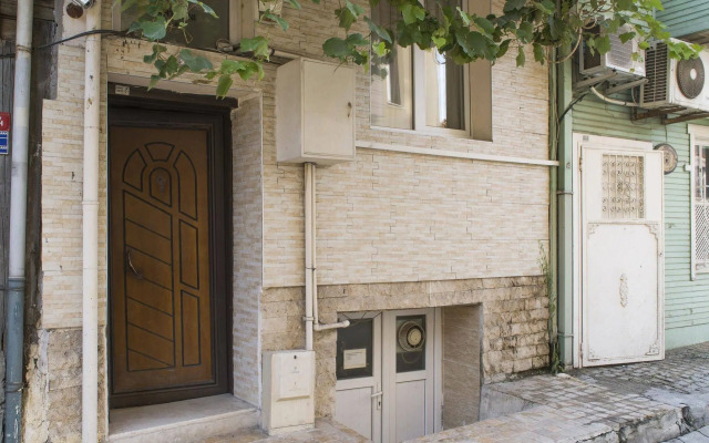 Efendi Apartment