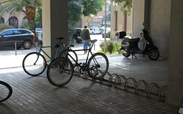 Barcelona Riders Palace