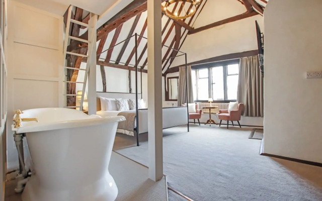 The Kings Arms Hotel