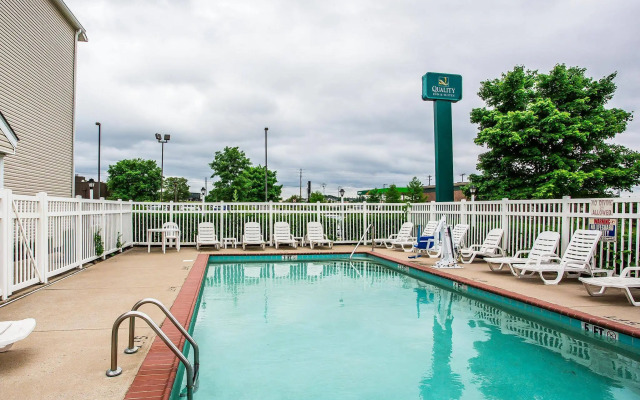 Quality Inn & Suites