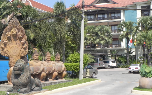 Empress Angkor Resort & Spa