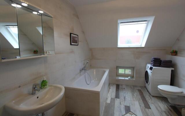 Heinrich's Pension & Cafe-Wirtschaft