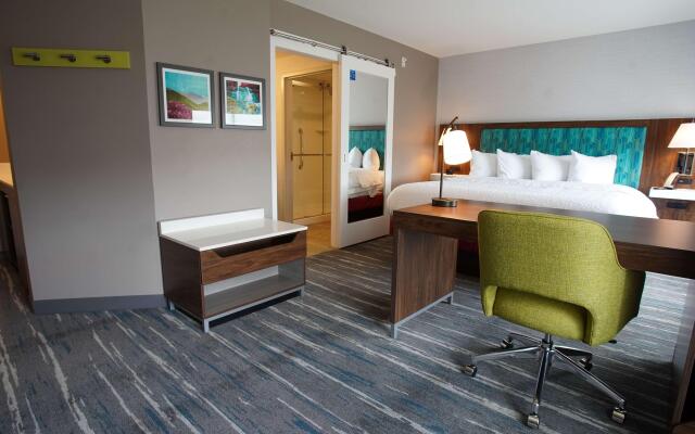 Hampton Inn & Suites St. Clairsville
