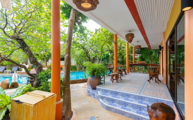 Aochalong Villa Resort & Spa