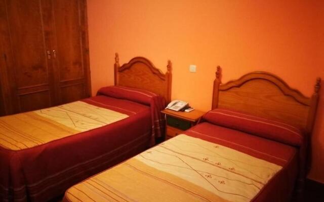 Hostal Hueso