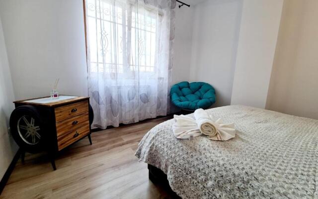 R.O.S.E. Apartment