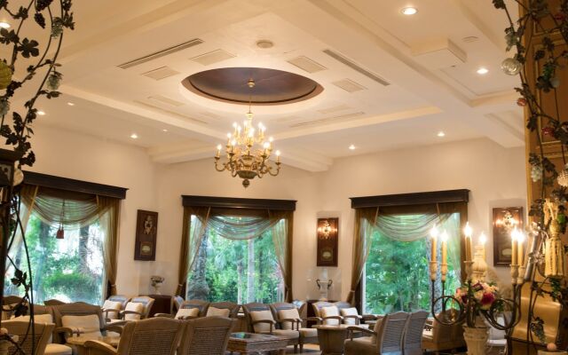 Shangrila Boutique Hotel
