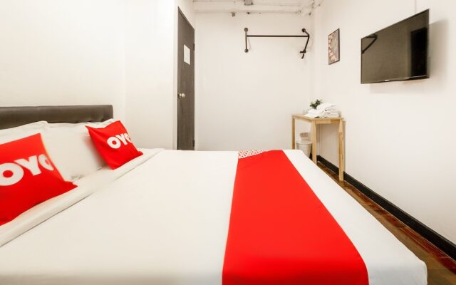 OYO 1059 Gfeel Baan Tanadech