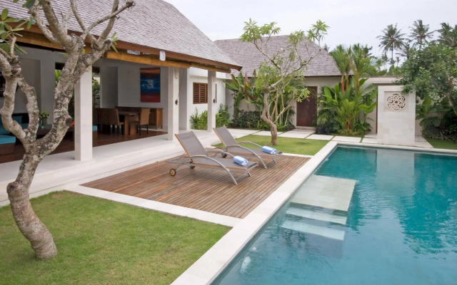 Saba Villa