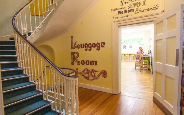 Four Courts Hostel