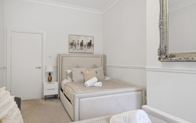 Blythswood Apartment