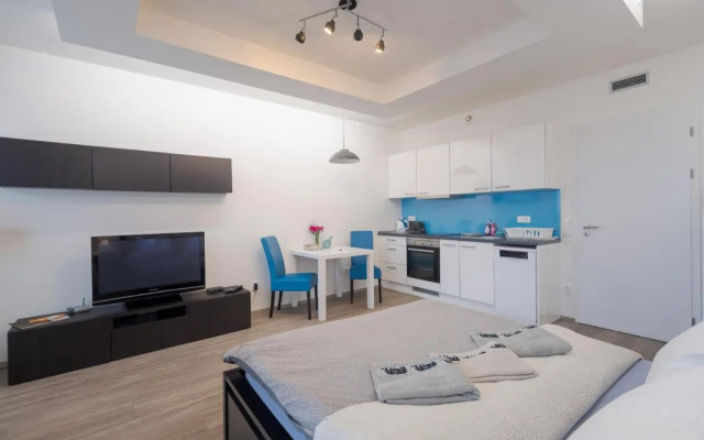 Bright Studio, 10min Centre, Free Parking