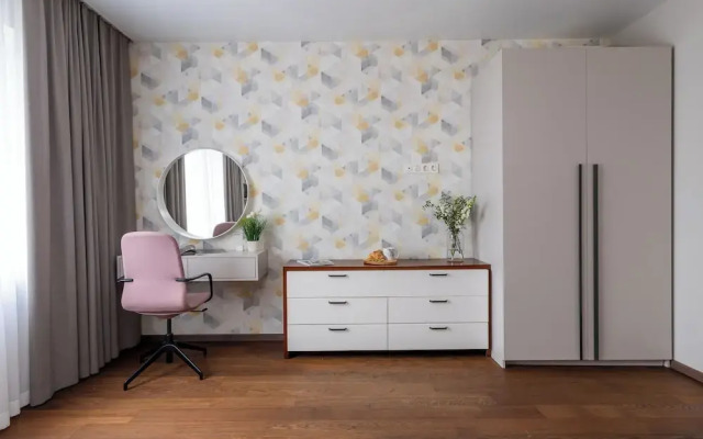Spacious apartment near DanaMall