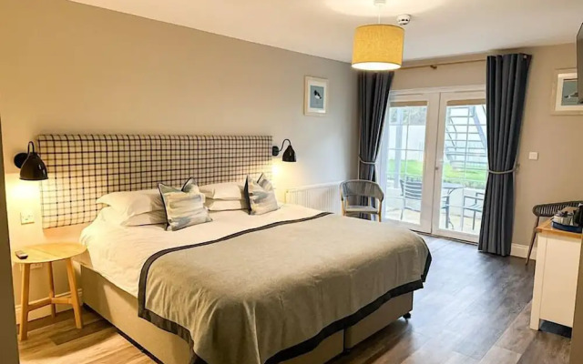 Beach House Hotel